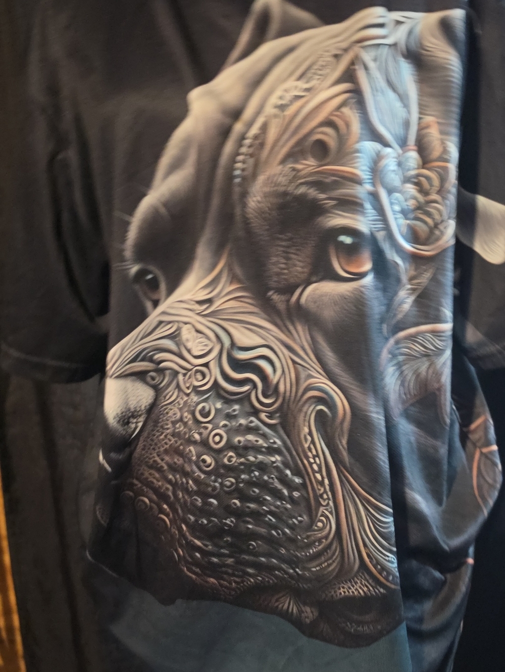 Graphic Dog Face Tee in Black & Gray